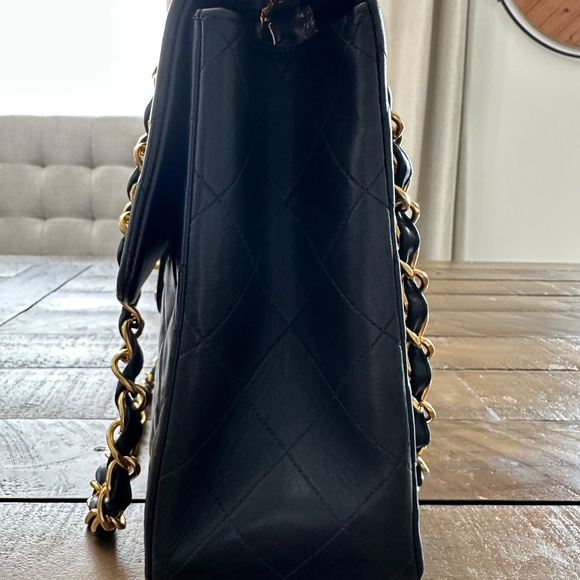 Vintage Chanel Maxi Single Flap - Picture 12 of 16